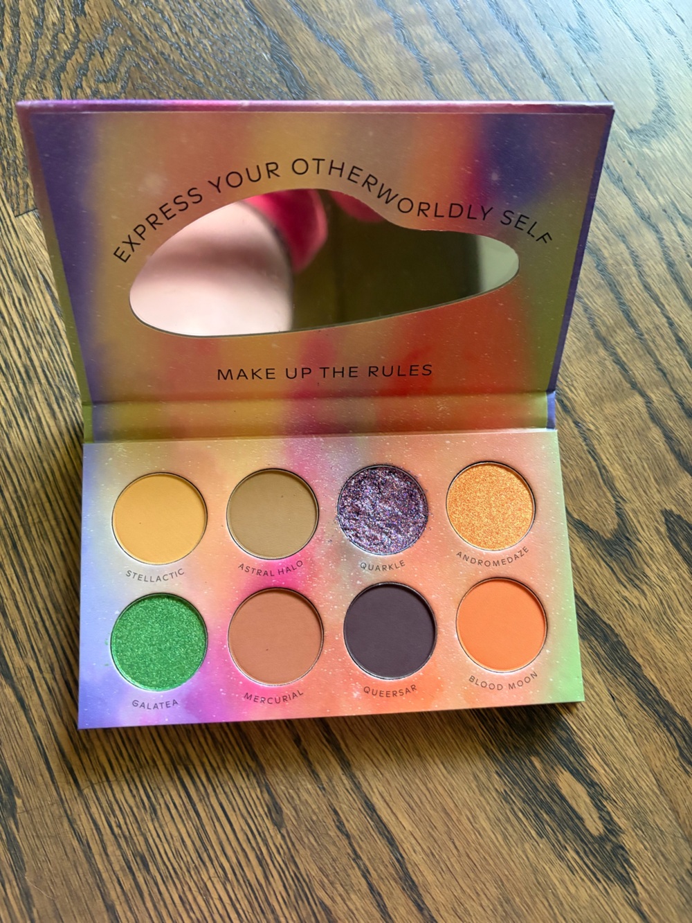 Makeup Set - Picture 7 of 8